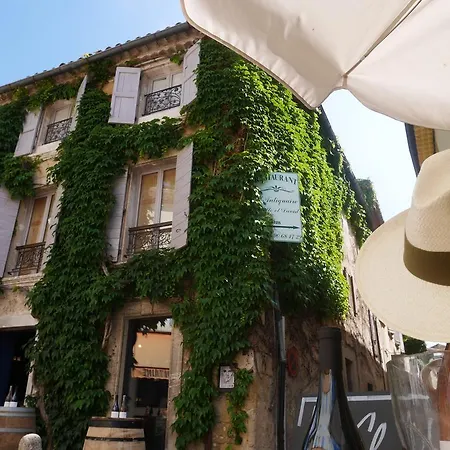 La Maison De La Place Lourmarin 4*