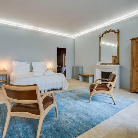 La Maison De La Place Lourmarin 게스트하우스 루르마랭