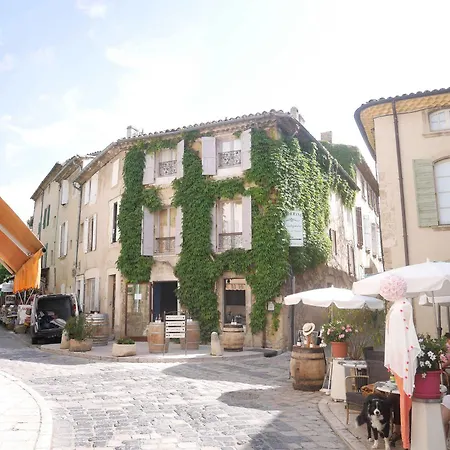 La Maison De La Place Lourmarin