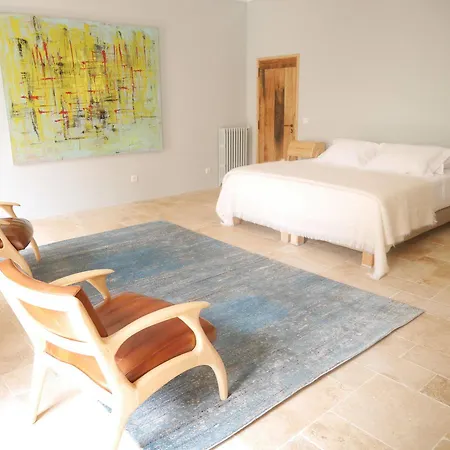 La Maison De La Place Lourmarin 4* 루르마랭